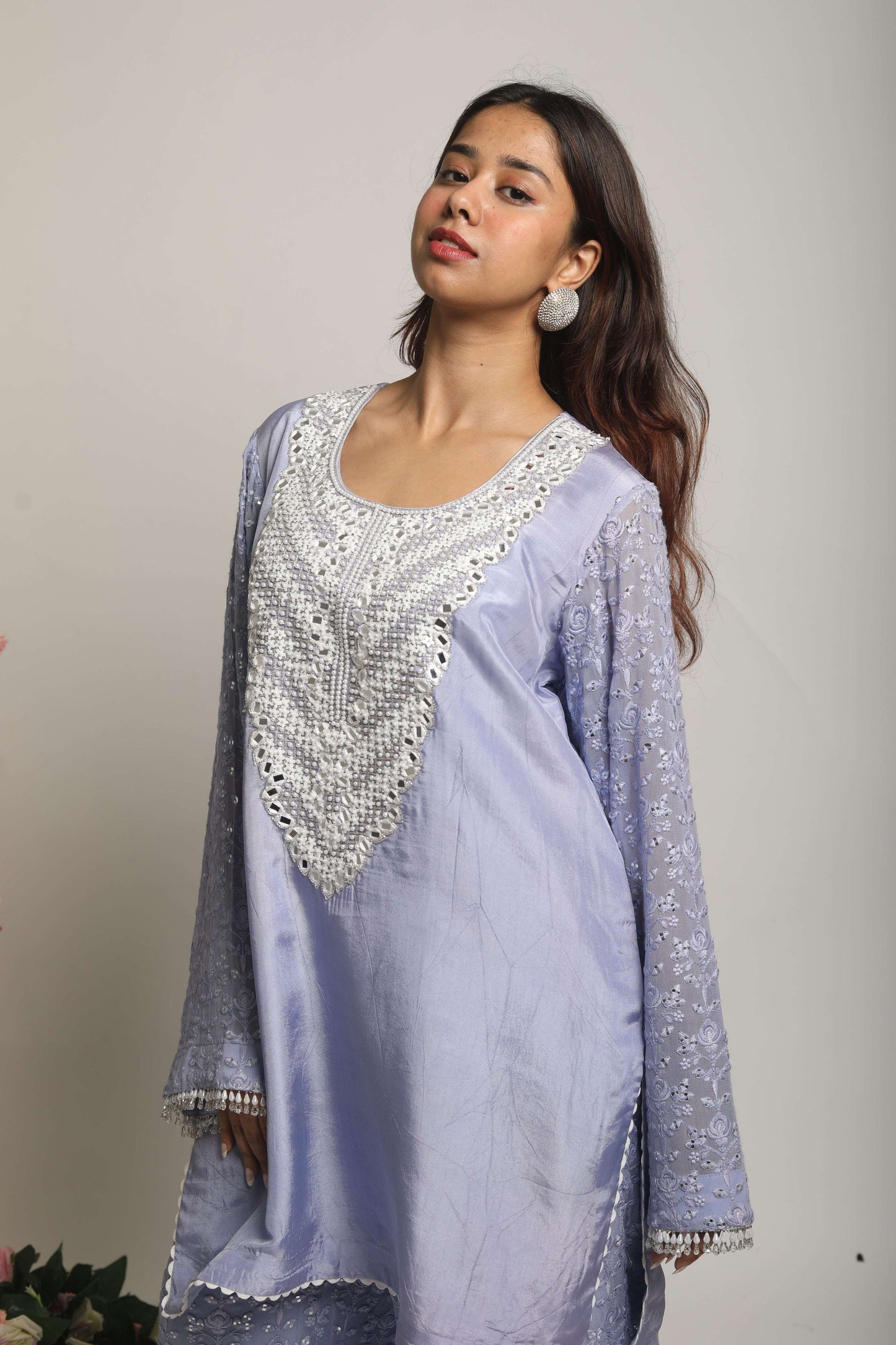 HOOR~ Pearl short kurta with straight flair pants