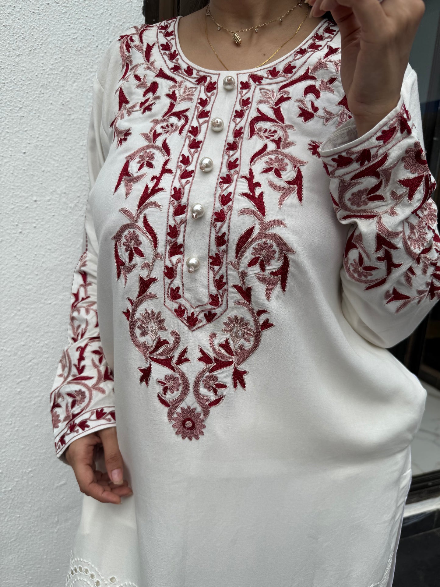 Long kurta with pockets and straight pants