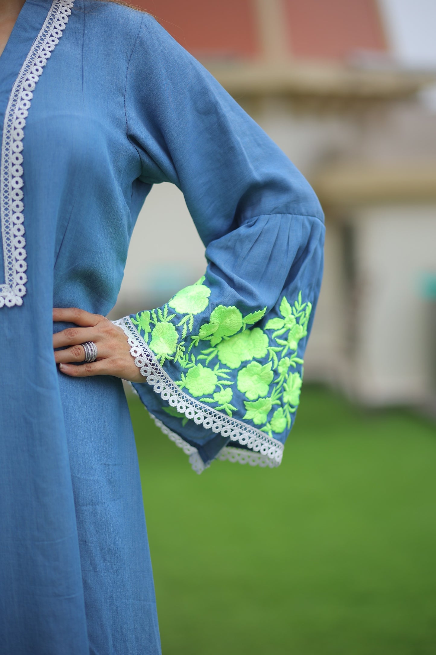 High Neck Kurti Embroiderd Sleeves Front Slit Kurta (Full Set)