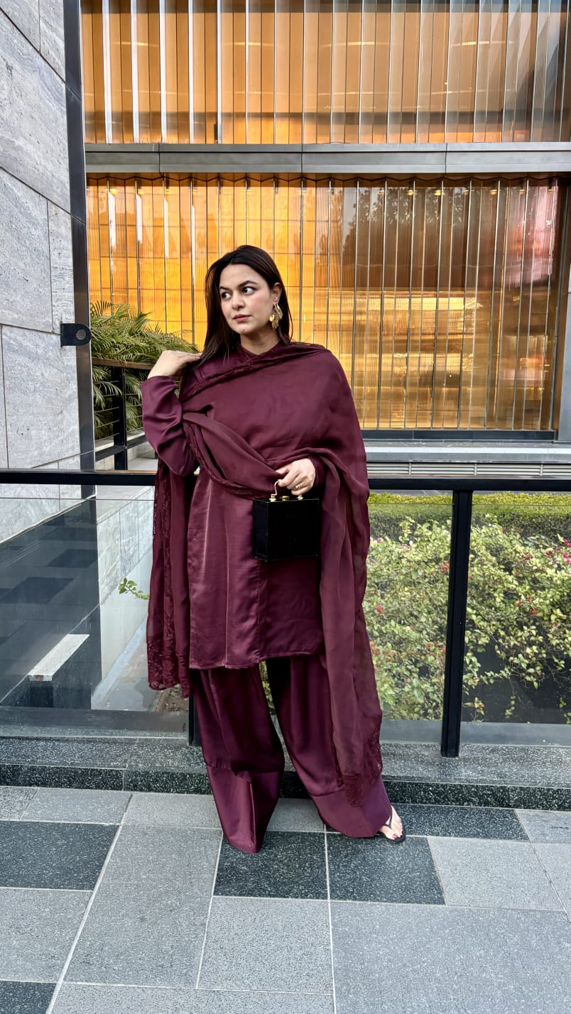 Short Shirt style kurta with farsi salwar and Dupatta (Maroon)