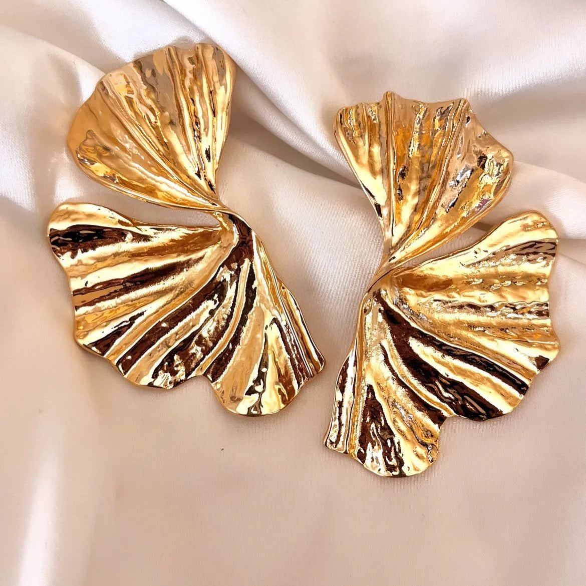 Alchemy Gold Petals Earring