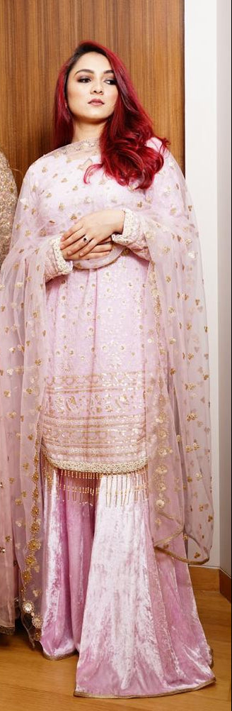 Knee length kurta with kaliwala plazzo and dupatta