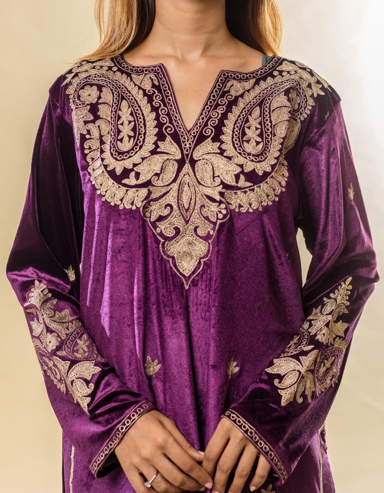 Kurta with gold aari work along with straight pants and organza silk dupattah