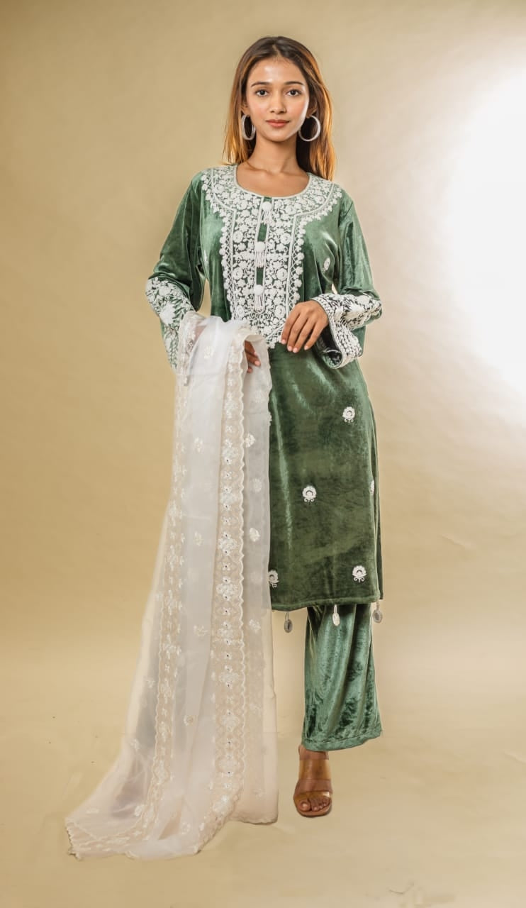 Kurta with code dori work along with straight pants and organza silk dupattah