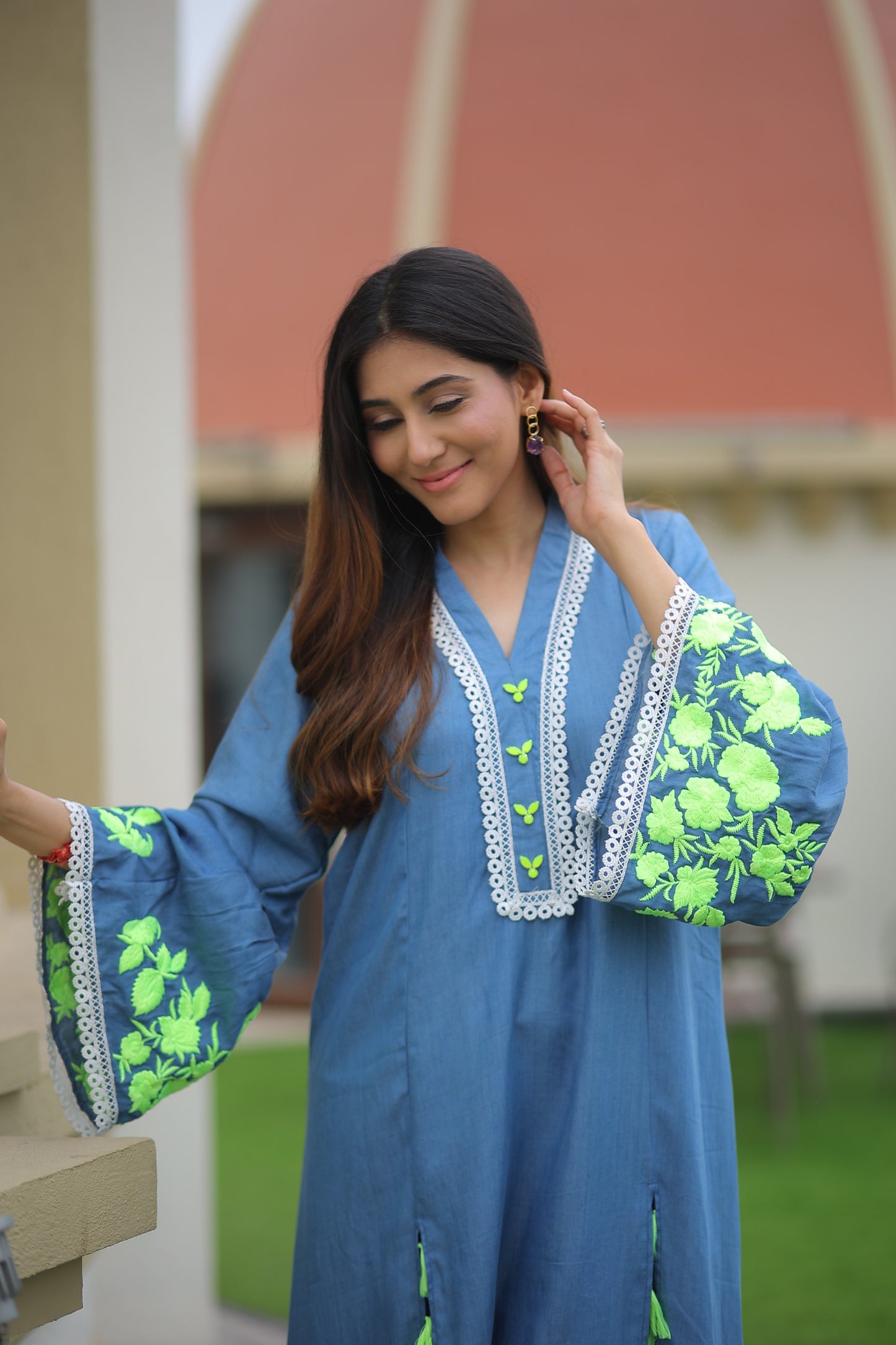 High Neck Kurti Embroiderd Sleeves Front Slit Kurta (Full Set)