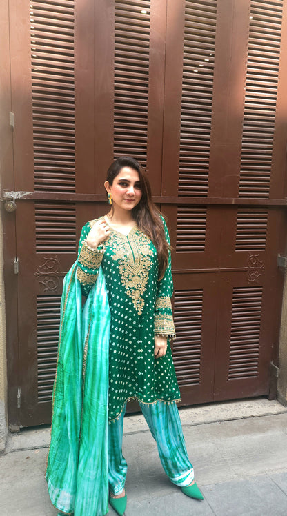 Green & White Bandhani Pure Modal Satin Suit with Farsi Salwar