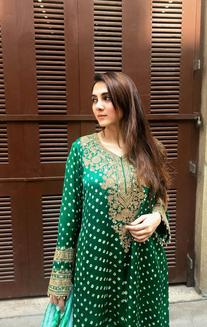Green & White Bandhani Pure Modal Satin Suit with Farsi Salwar