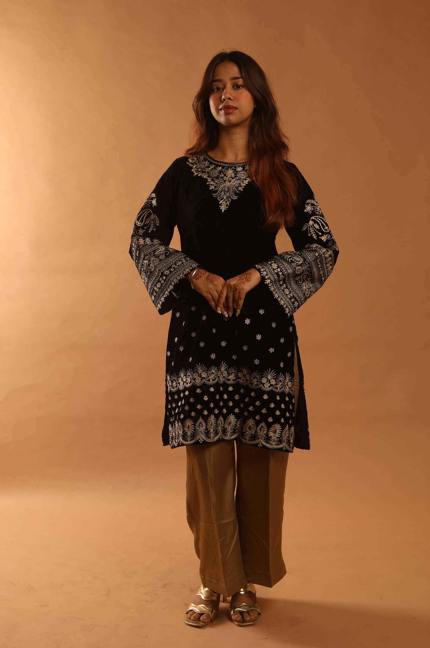 SUFI- Velvet Bell Sleeves Top and Pant with Organza Silk Dupatta