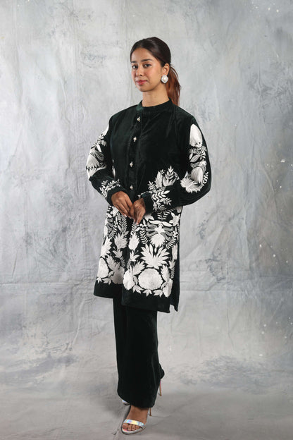 SUFI- Velvet shirt and pants with embroidered front and sleeves