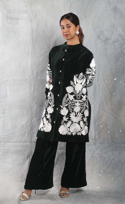 SUFI- Velvet shirt and pants with embroidered front and sleeves