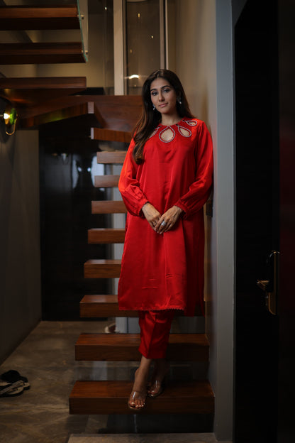 Long kurti with straight pants and organza dupattah