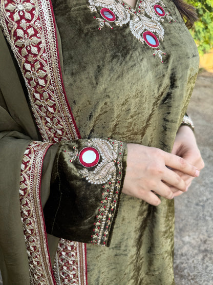 Sap Green Velvet Silk Kurta Set with Zardosi & Coin Highlights
