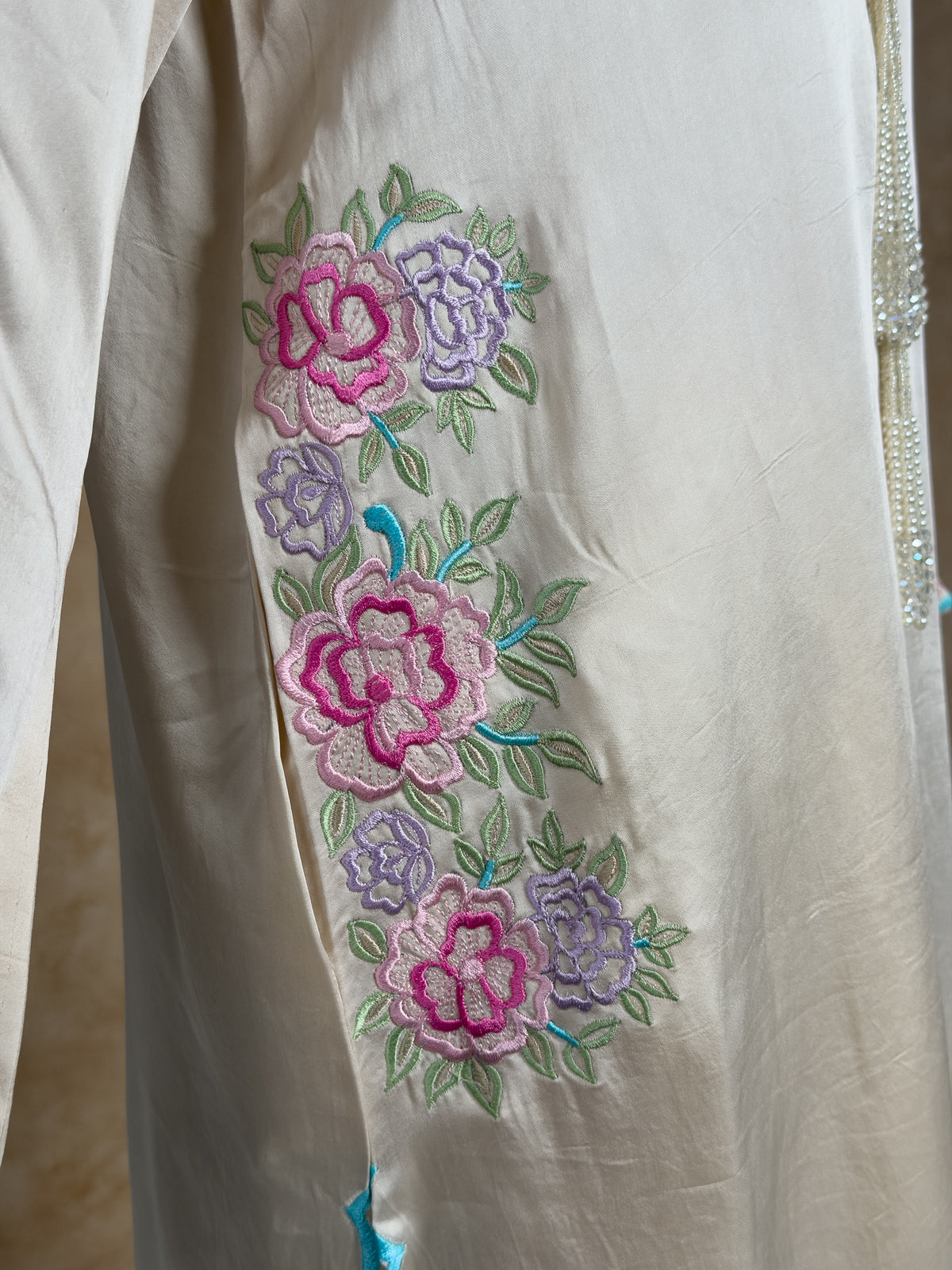 Cream & Ivory Embroidered Satin Mull Pocket Kurta with Pleated Chanderi Pants