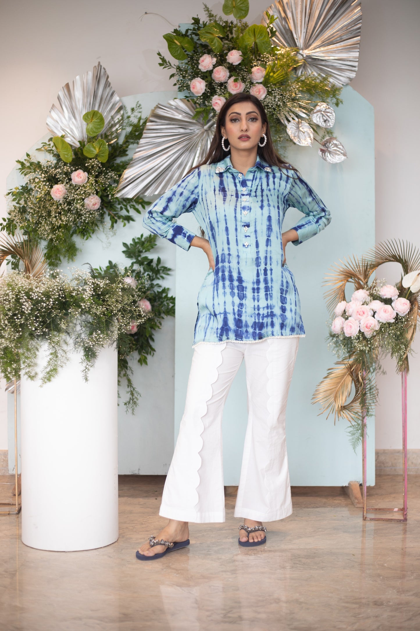 blue and white co-ord set  with scolaps  pants