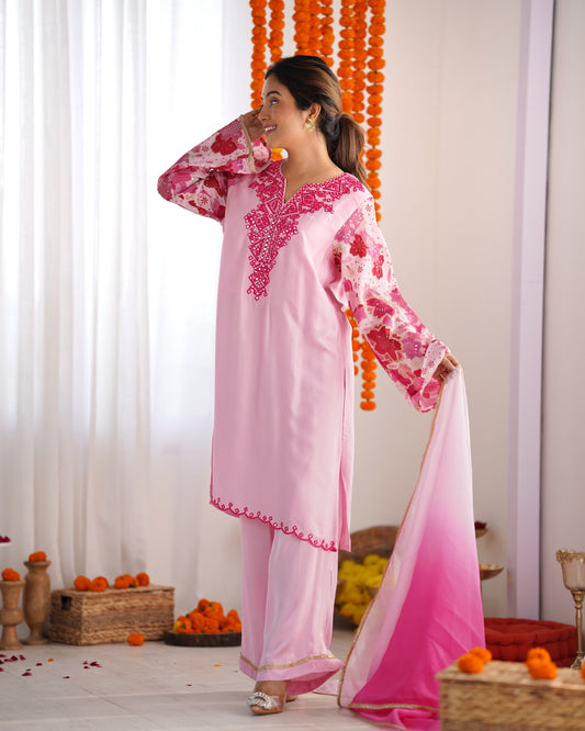 Digital Print Sleeves Kurta with Embroidered Organza Dupatta