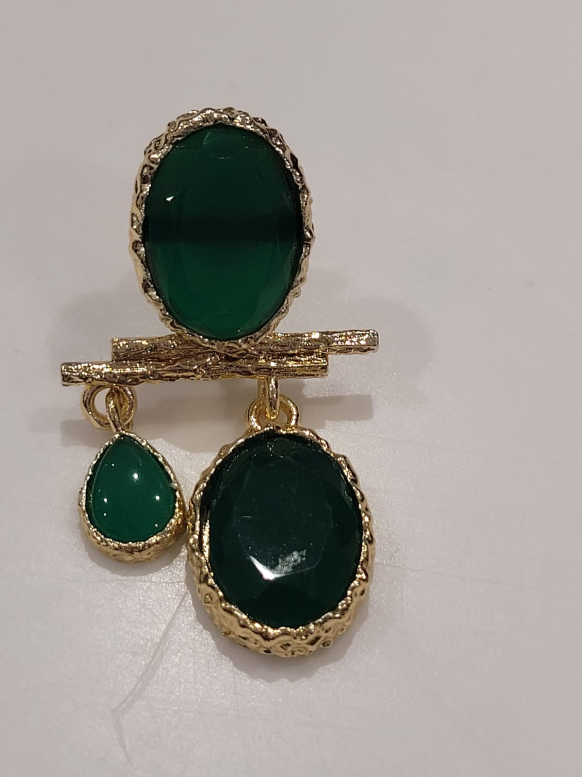 The Cluster earring (Emerald Green)