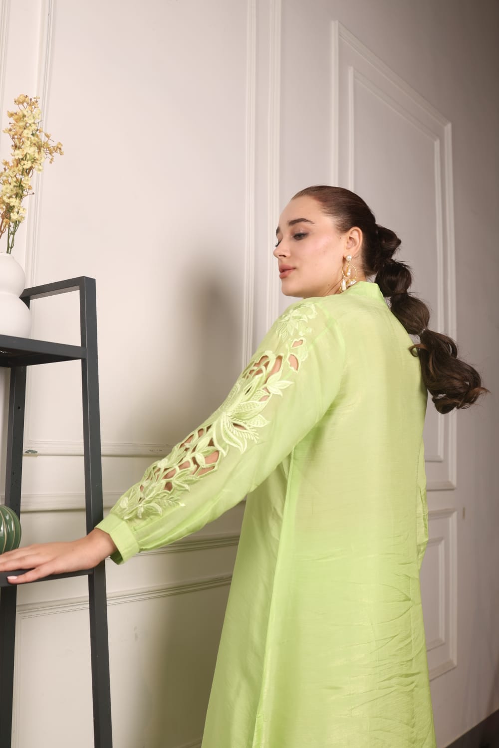 Long kurta and straight pants with cutwork sleeves and work in the Daman