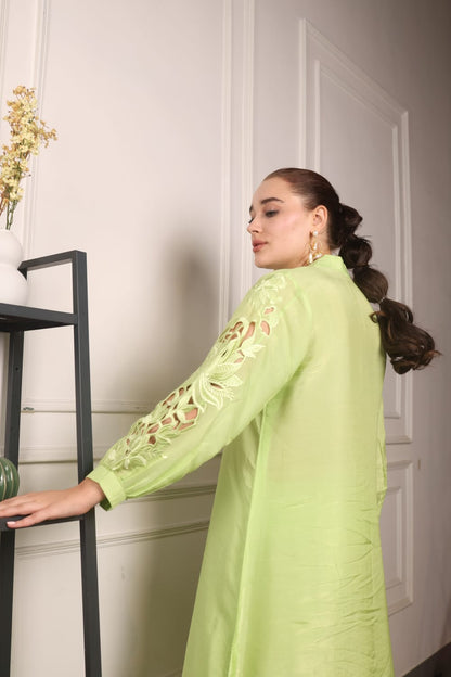 Long kurta and straight pants with cutwork sleeves and work in the Daman